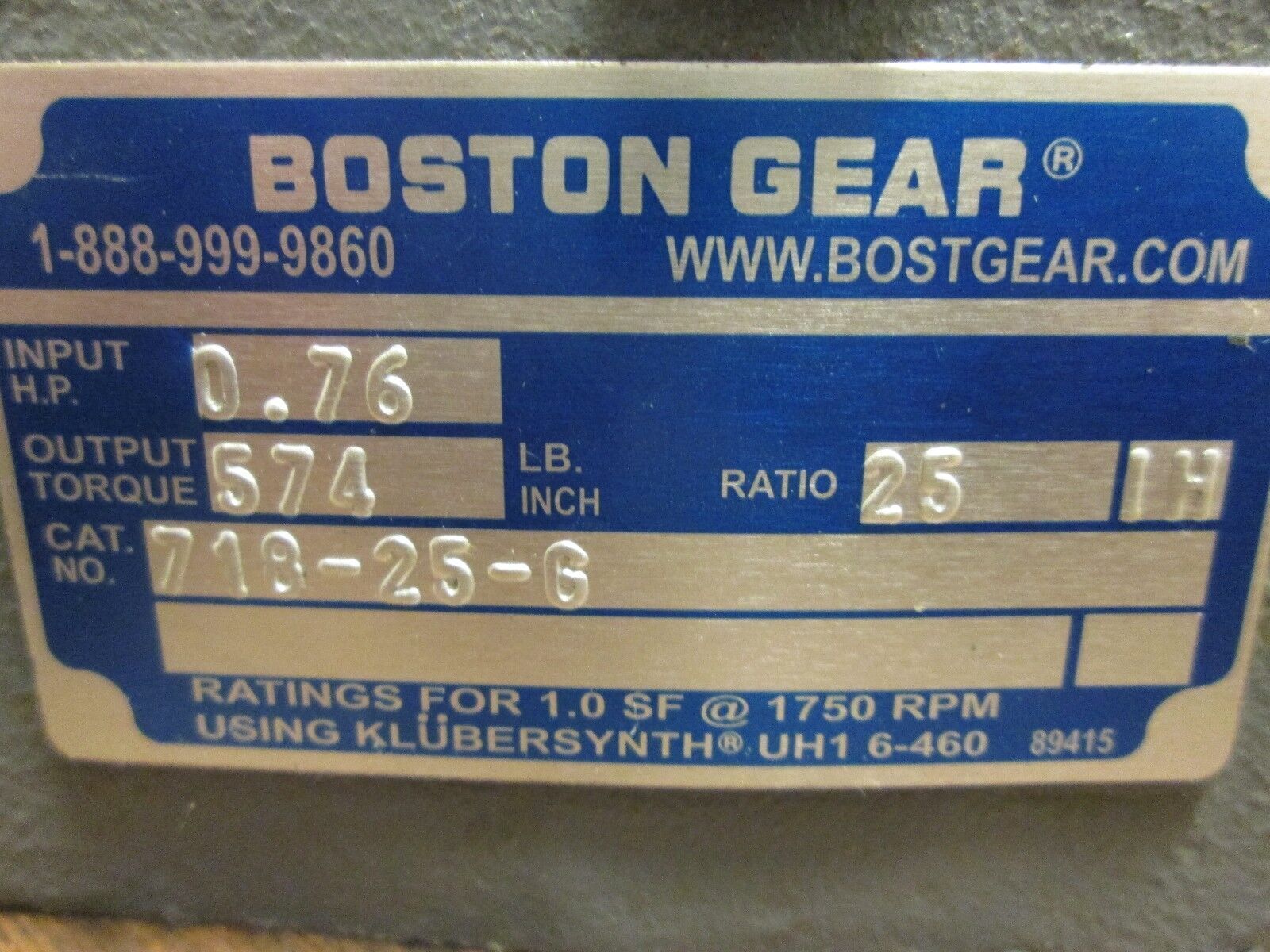 Boston Gear Reducer 718-25-G Ratio 25:1 0.76 HP IN 574 LB-IN Torque Out