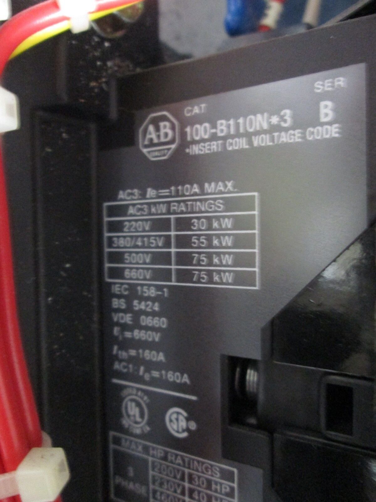 Allen-Bradley Power Supply 100-B110N*3 200A Fuses 110A Contact Used