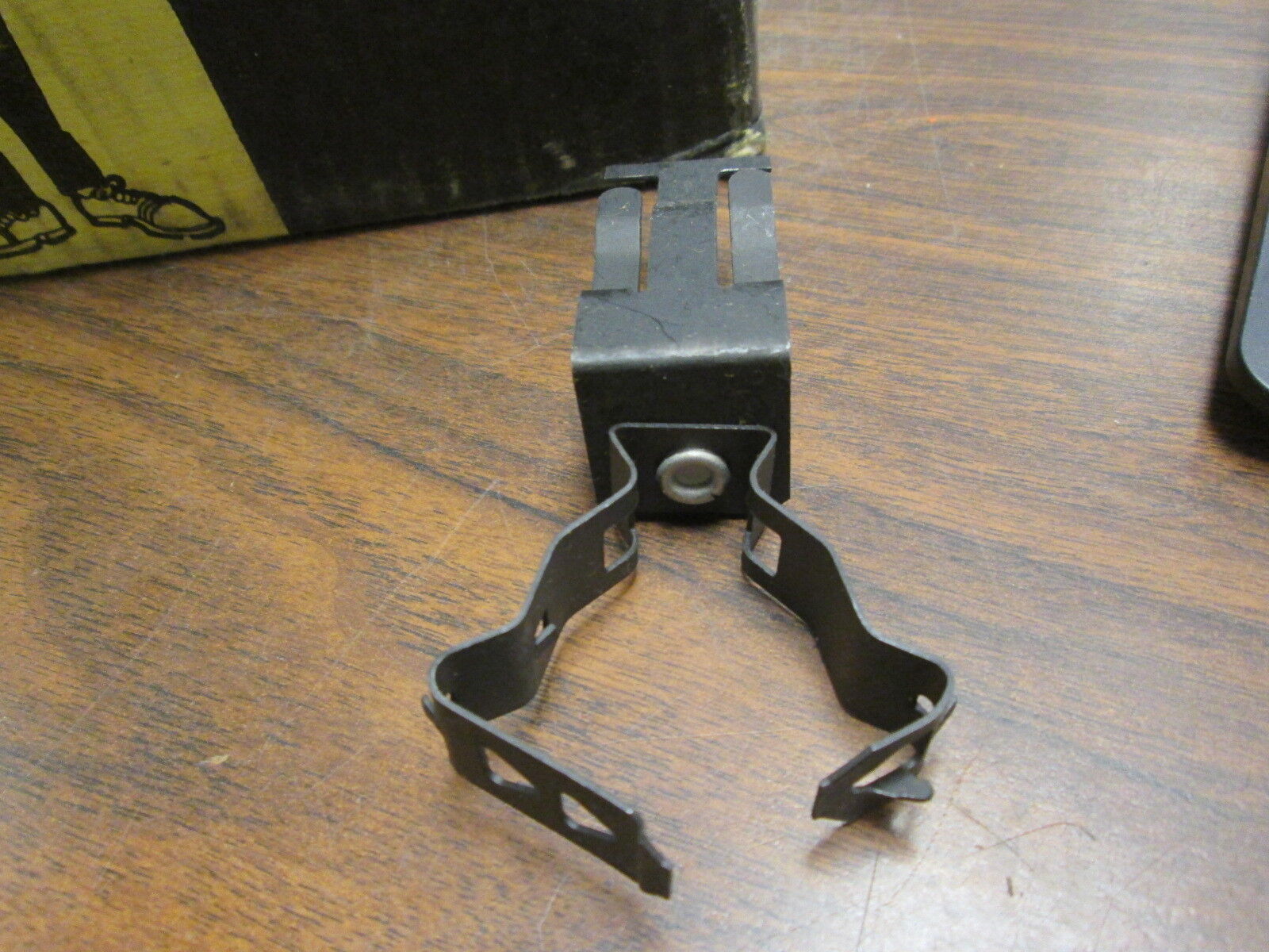 Caddy Combination Conduit Clip 8-12M *Approx 140* New Surplus