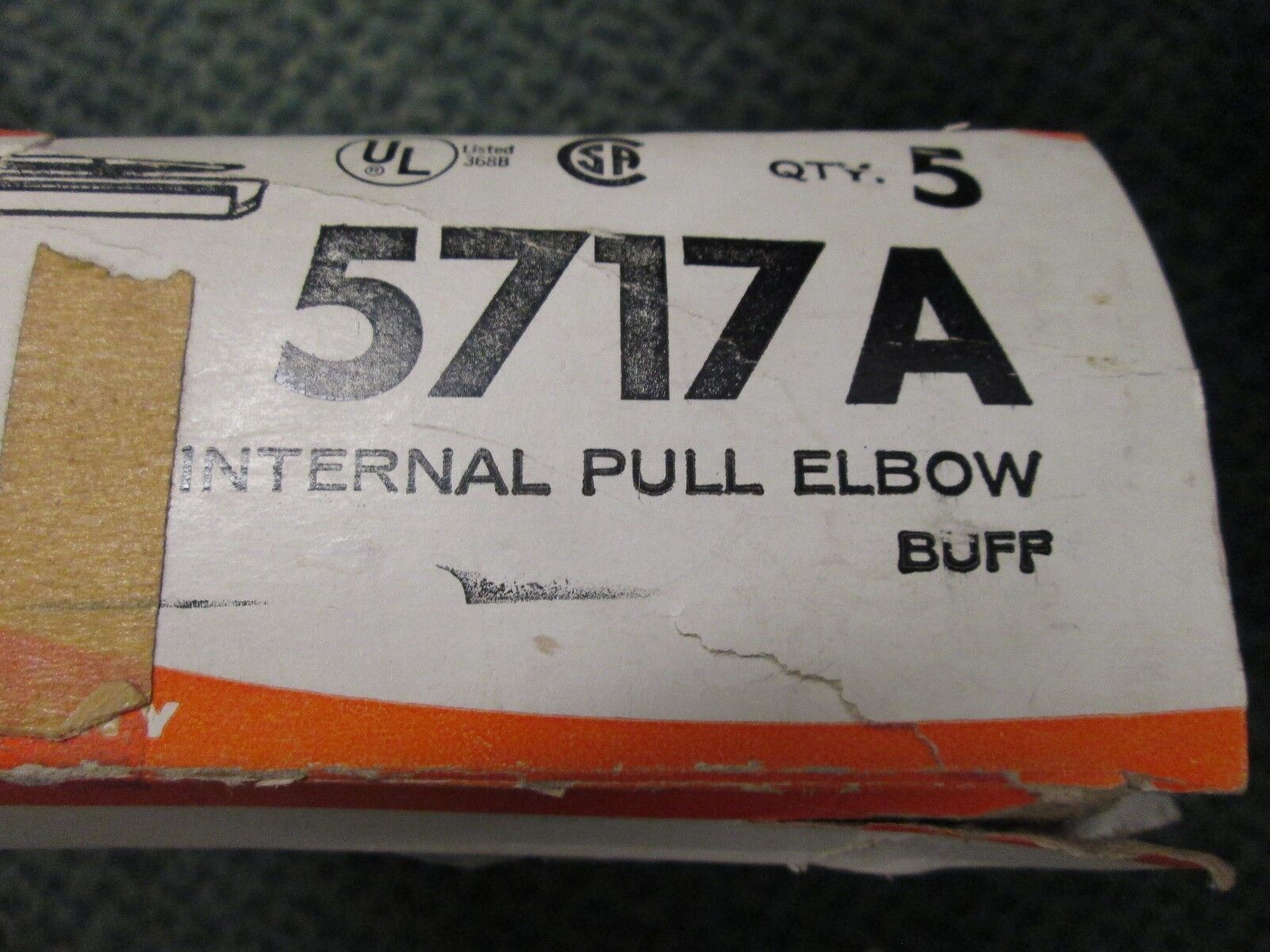Wiremold Internal Pull Elbow 5717A *Box of 5* New Surplus