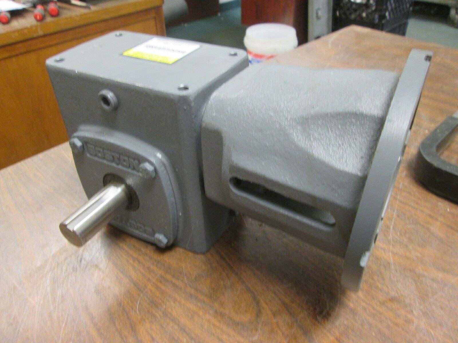 Boston Gear Reducer RF721-10B5-G Ratio 10:1 2.34 HP IN 789 LB-IN Torque Out