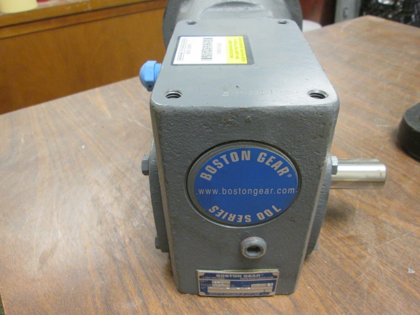 Boston Gear Reducer RF721-10B5-G Ratio 10:1 2.34 HP IN 789 LB-IN Torque Out
