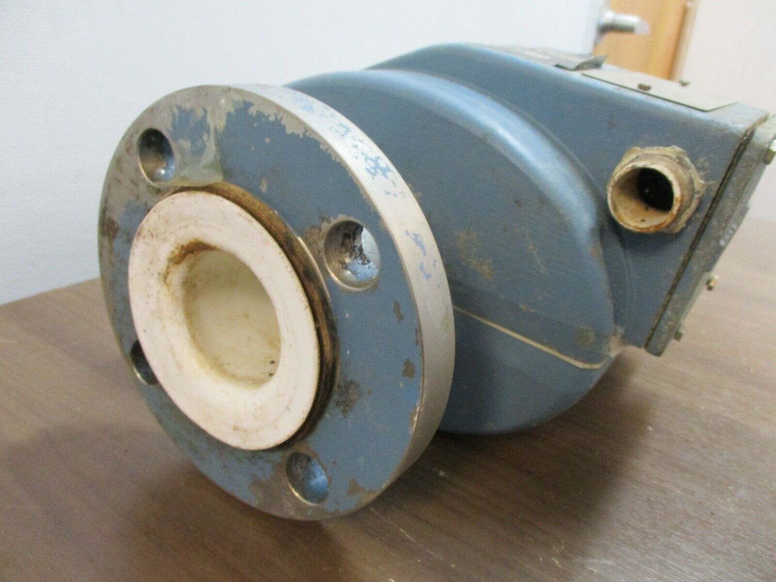 Rosemount Magnetic Flowtube 8701TSA020S1A3 275PSI Explosion Proof Used