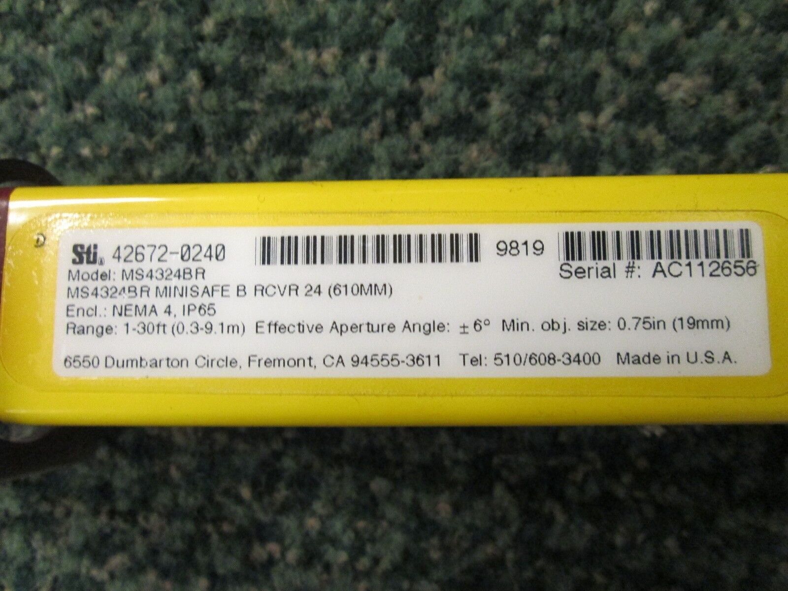 STI Light curtain with controller 70027-1000 with 2 MiniSafe MS4300 42672-0240