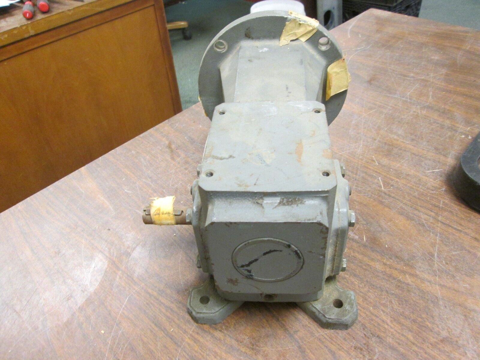 Doerr Reducer 1330005B002Z0 Ratio 5:1 1:10 HP IN 172 LB-IN Torque Out Used