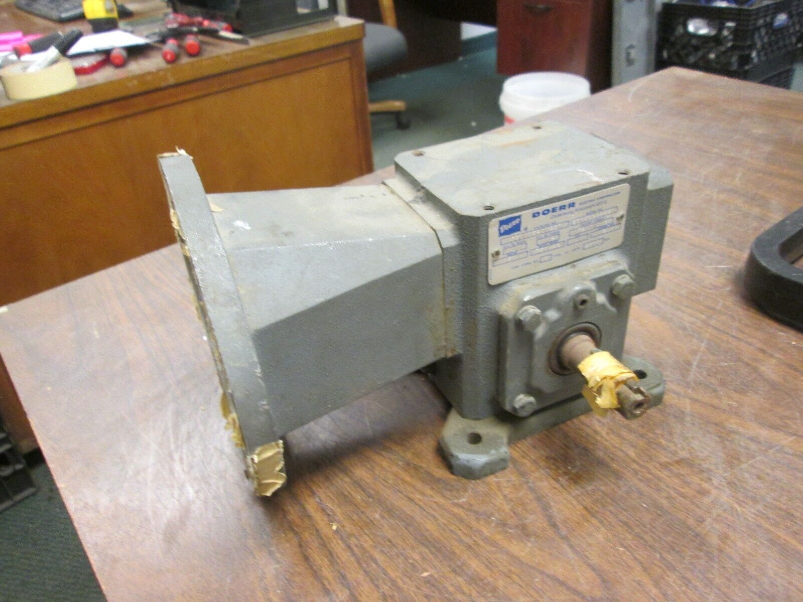 Doerr Reducer 1330005B002Z0 Ratio 5:1 1:10 HP IN 172 LB-IN Torque Out Used