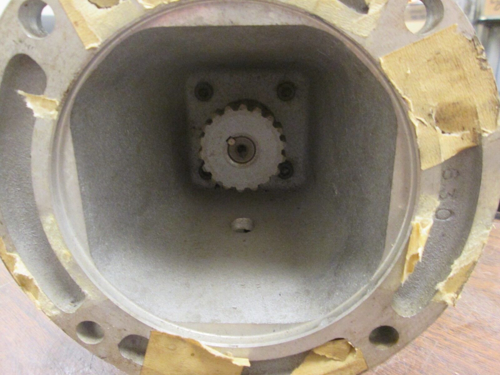 Doerr Reducer 1330005B002Z0 Ratio 5:1 1:10 HP IN 172 LB-IN Torque Out Used