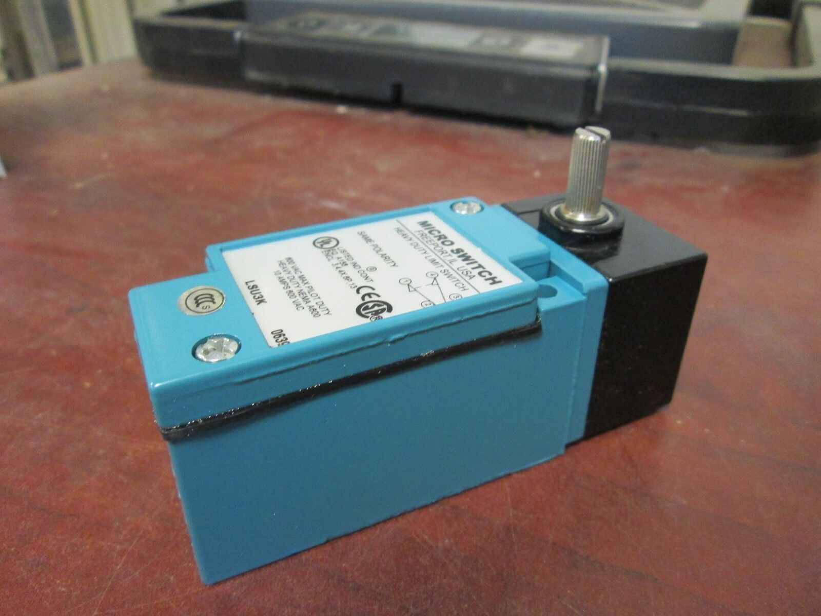 Honeywell Limit Switch LSU3K Micro Switch New Surplus