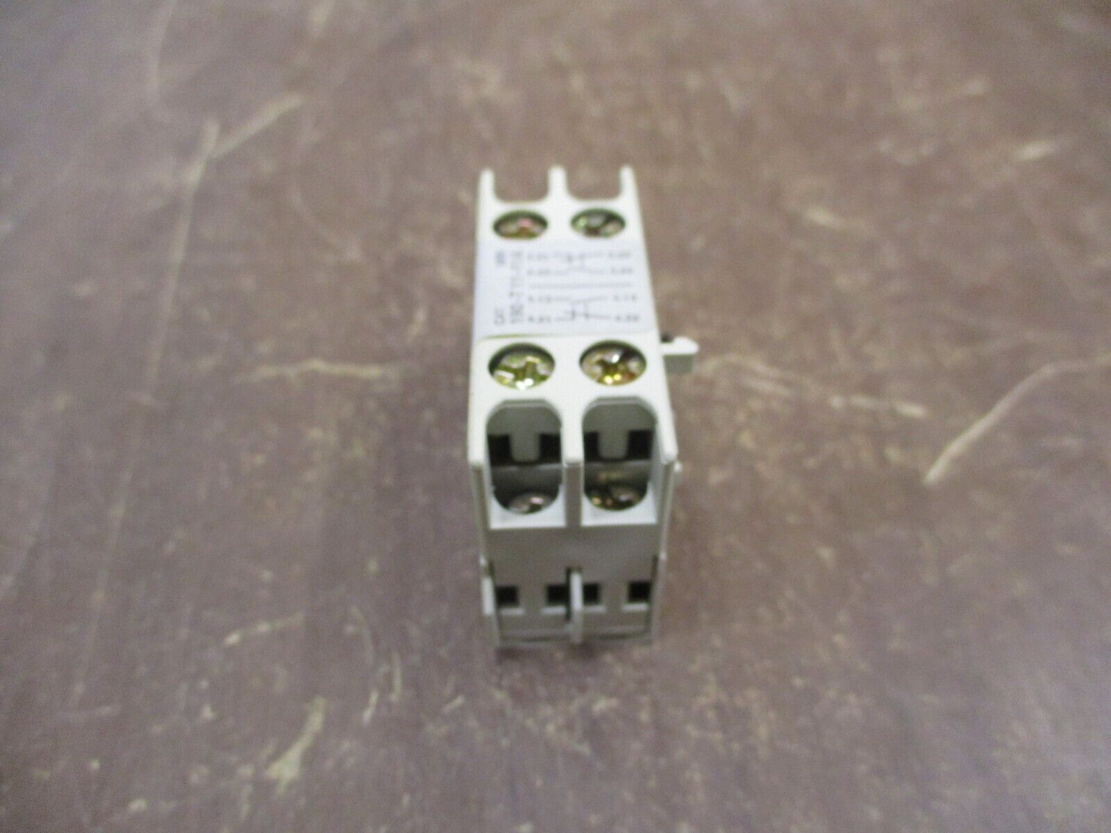 Allen-Bradley Trip Indicator 190-T11-11 Ser. A New Surplus