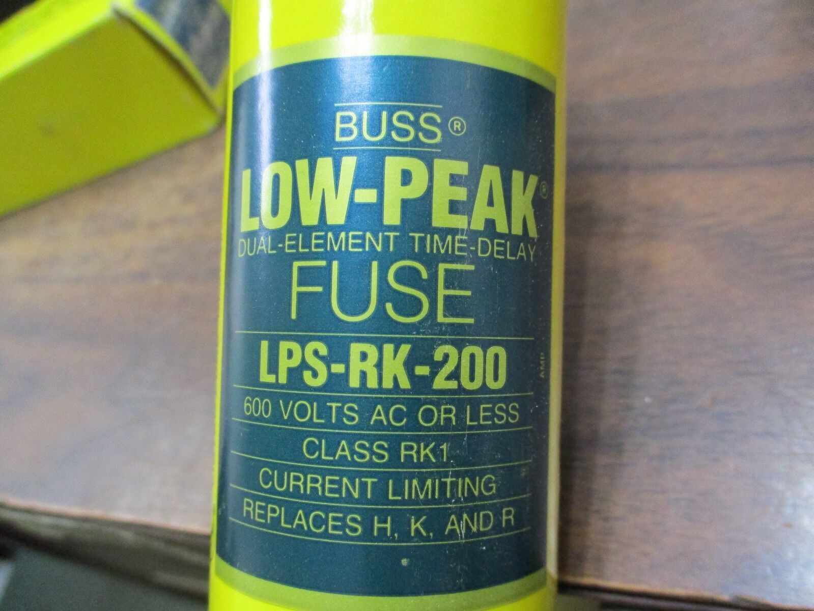 Bussmann LPS-RK-200 Low-Peak Time-Delay Fuse 200A 600V New Surplus
