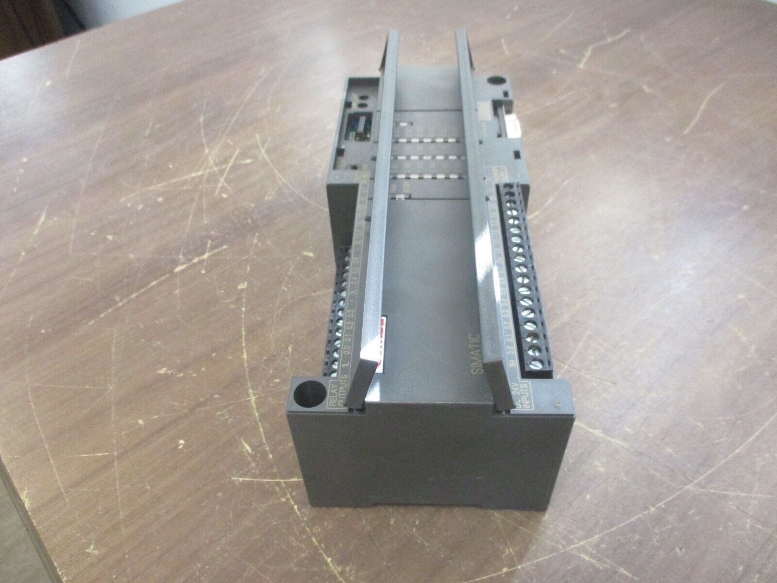Siemens ComEd Simatic S7-200 CPU Module 6ES7 214-1BC01-0XB0 85-264VAC Supply