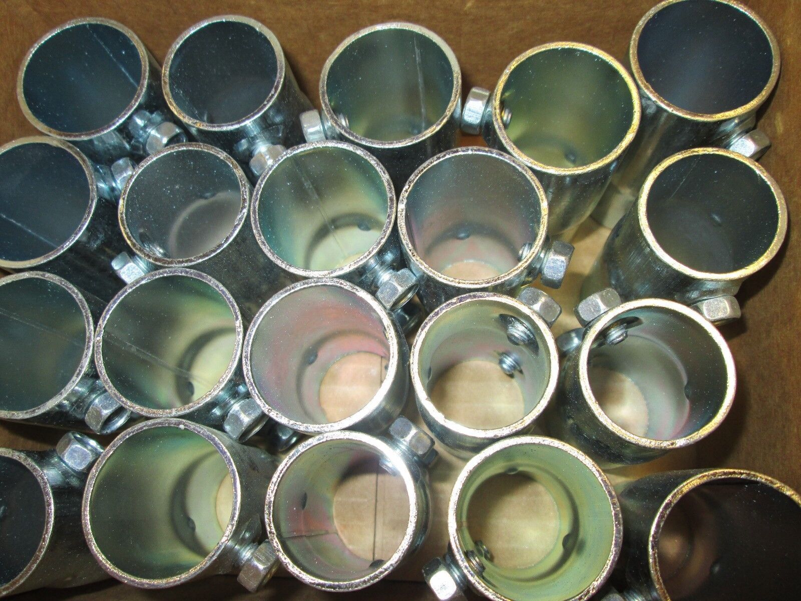 Crouse Hinds Set Screw Combination Couplings 421 Size 3/4" Box of 20 New Surplus