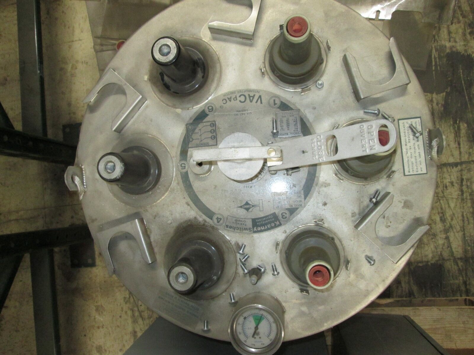 Kearney Switches VAC PAC Interrupter Switch 21VP w/ (3) Fuse PAC B4559