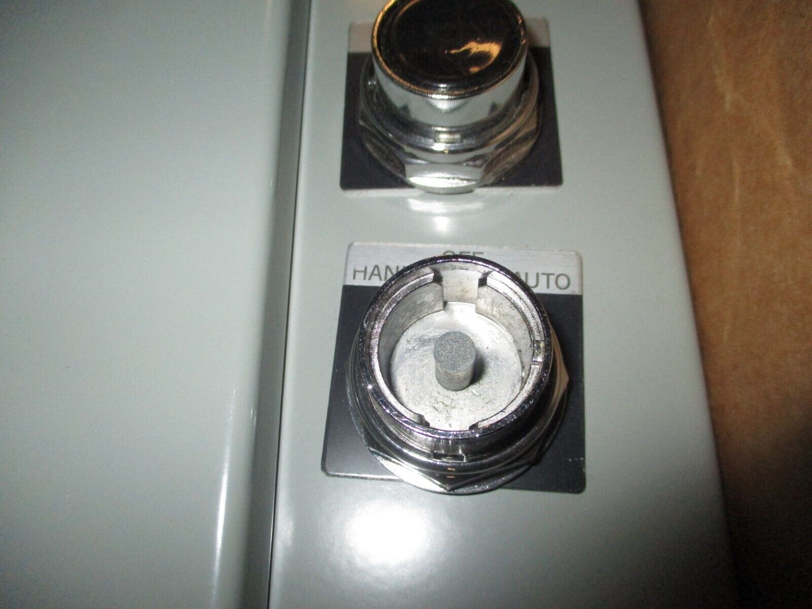 Eaton Size 3 Breaker Combination Pump Panel ECN5532CAG Mods: R63/E 460V Coil