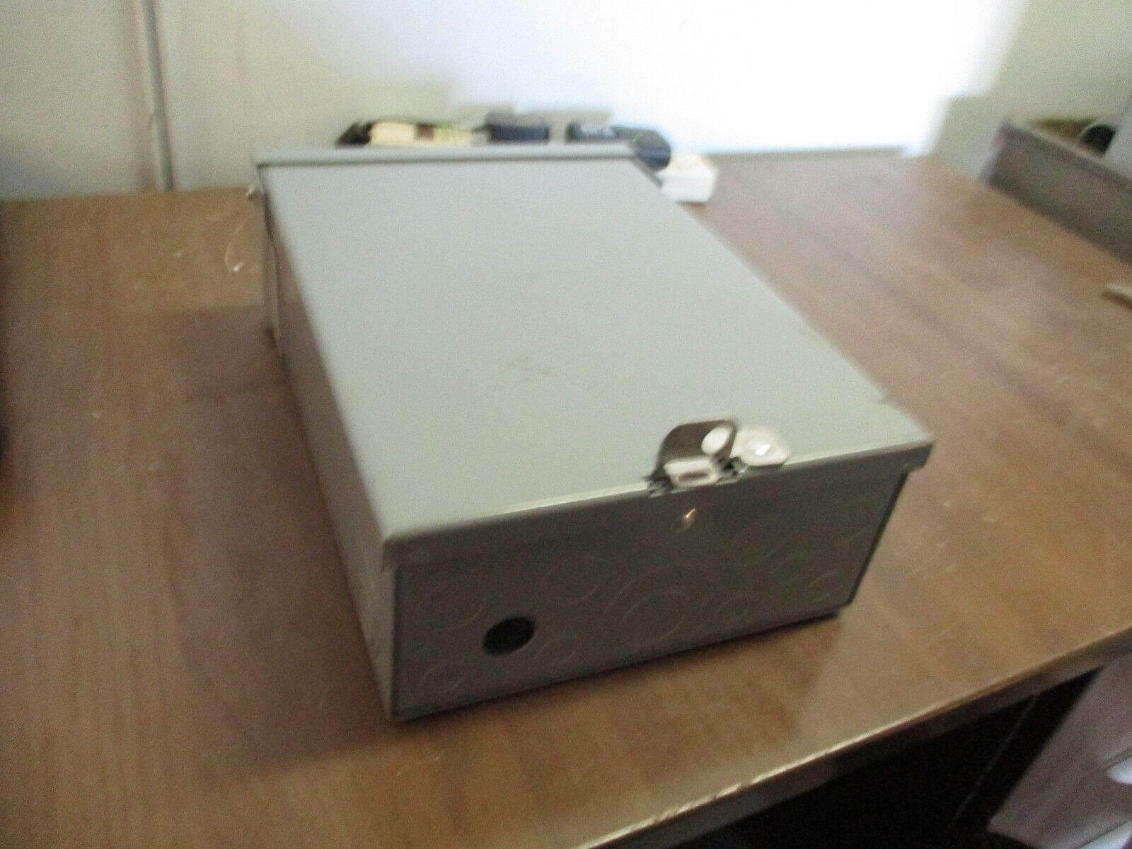 Square D Homeline 3R Load Center HOM612L100RB Ser. 002 100A 120/240V 1Ph 50/60Hz