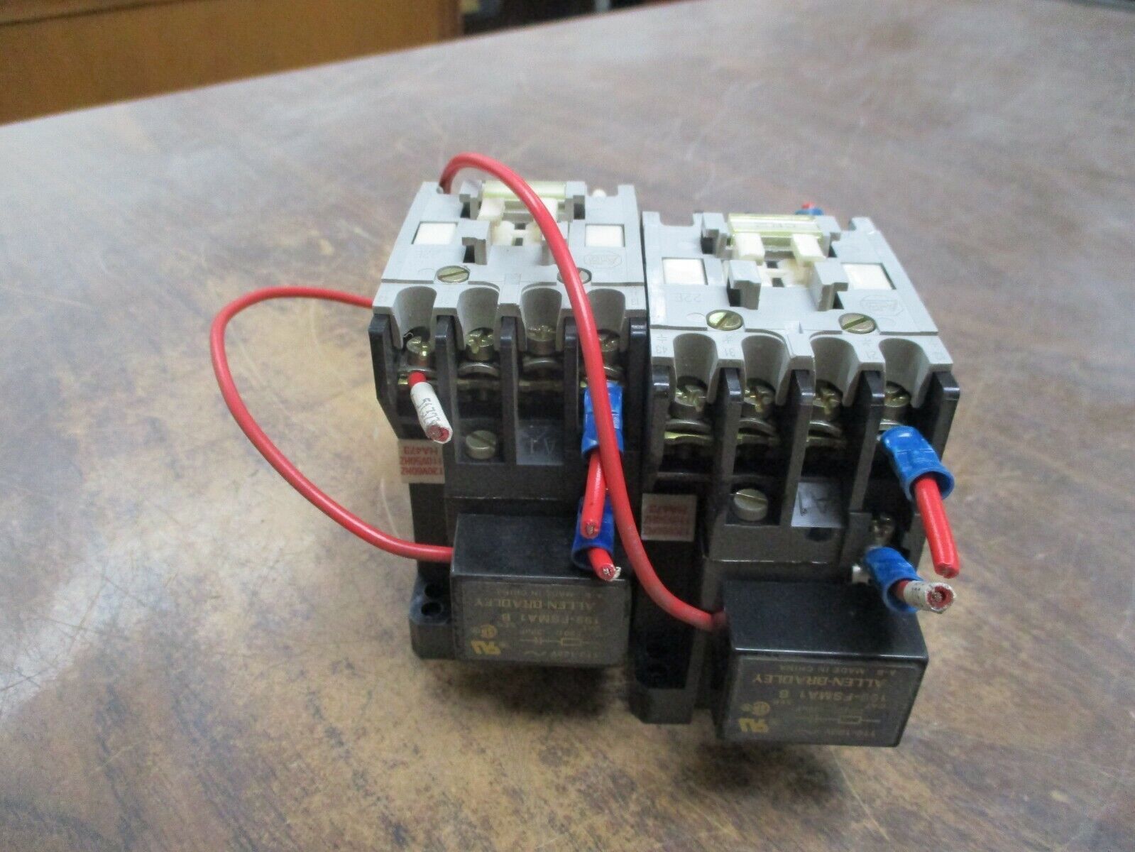 Allen-Bradley Contactor 700-F220A1 120V Coil w/ Surge Suppressor *Lot of 2* Used
