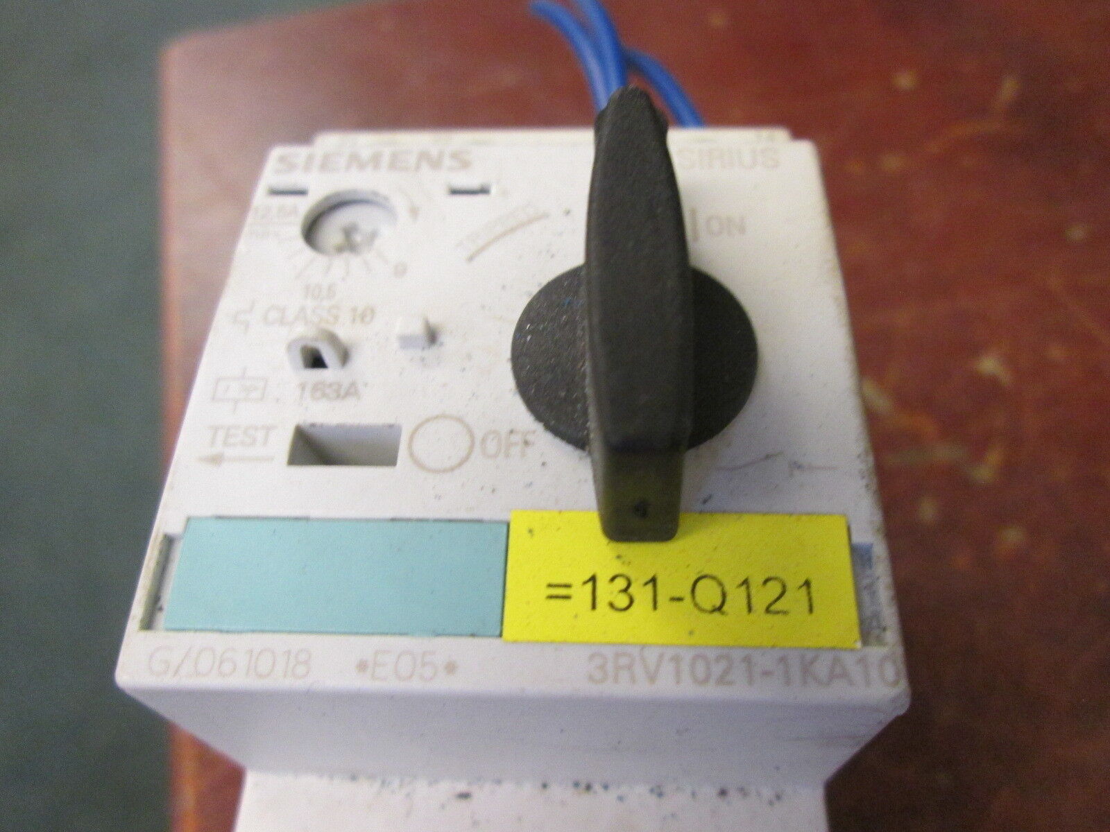 Siemens Sirius Motor Protection 3RV1021-1KA10 Trip: 9-12.5A 600V Used