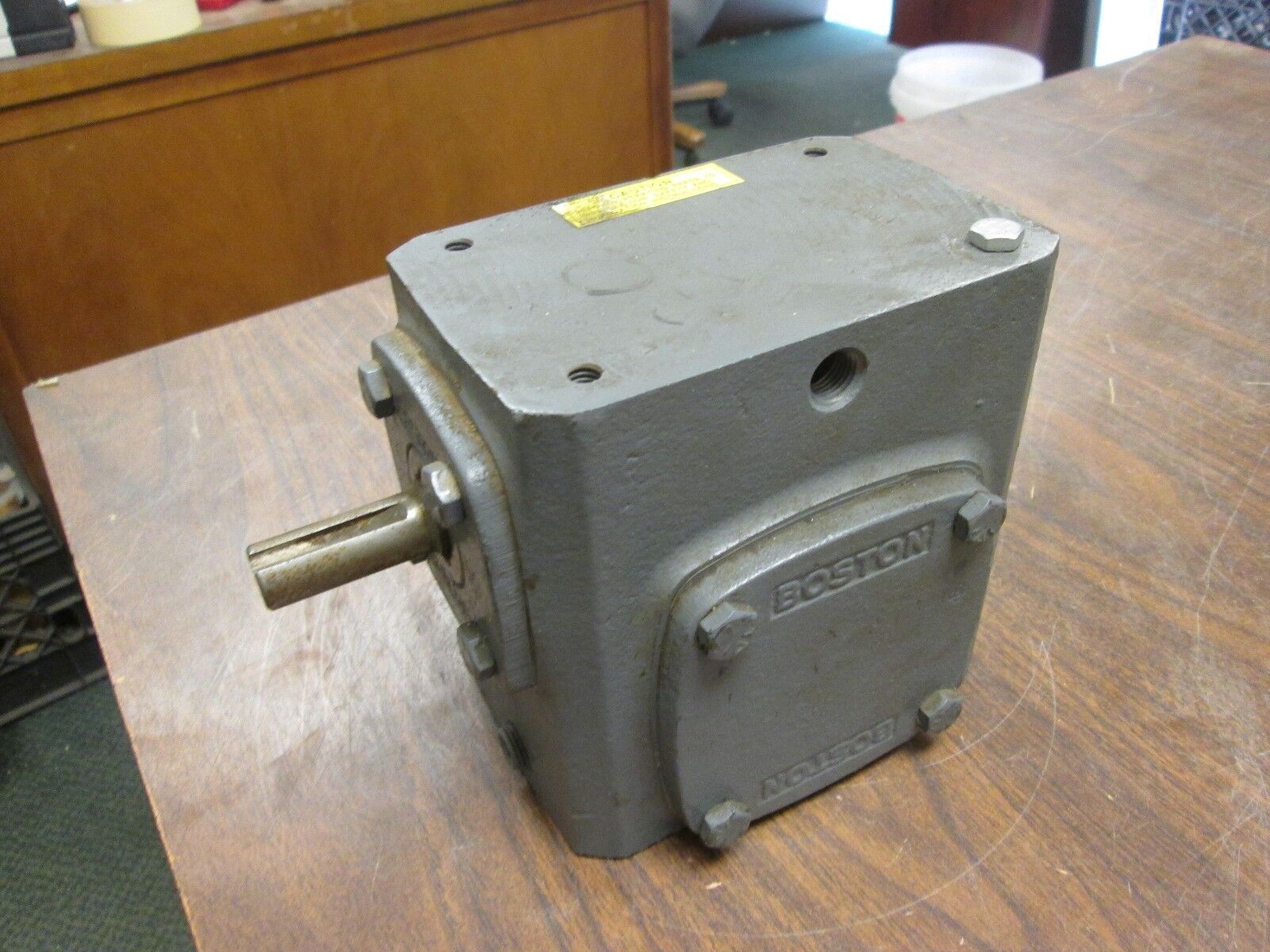 Boston Gear Reducer 71830G Ratio 30:1 0.53 HP IN 440 LB-IN Torque Out
