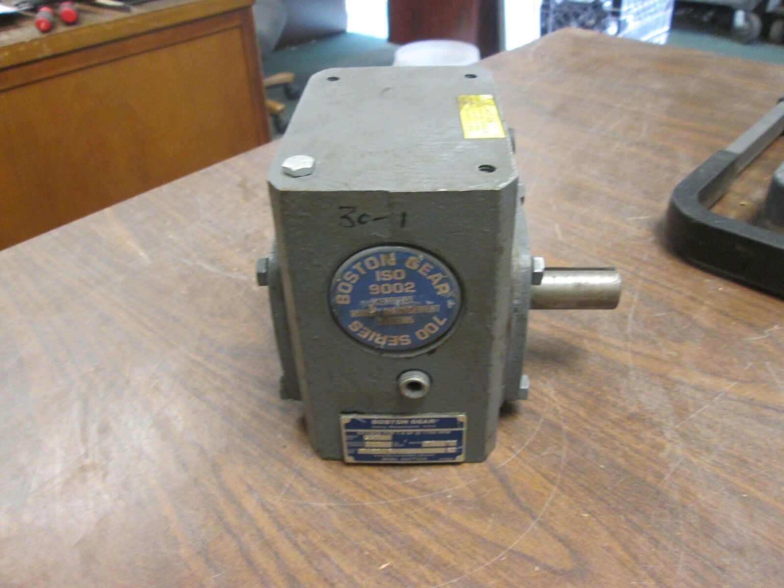 Boston Gear Reducer 71830G Ratio 30:1 0.53 HP IN 440 LB-IN Torque Out
