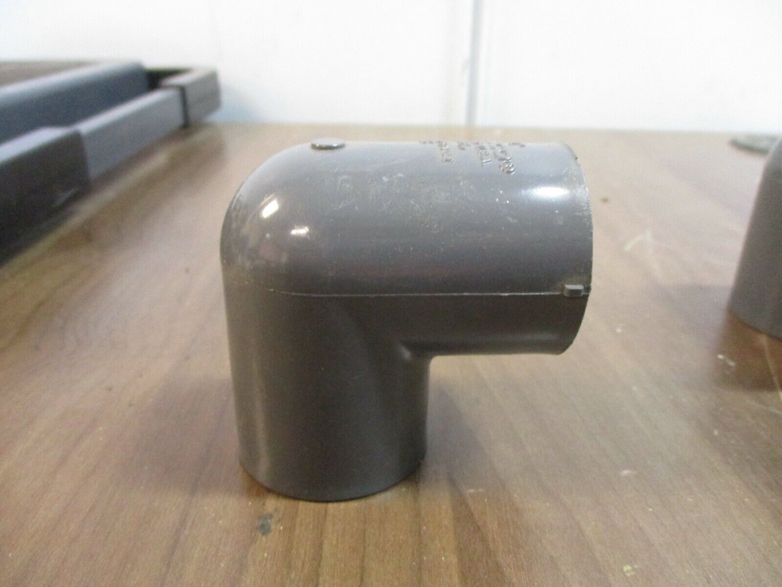 Lasco 90° Elbow Fitting D2467 Size: 1" *Lot of 9* Used