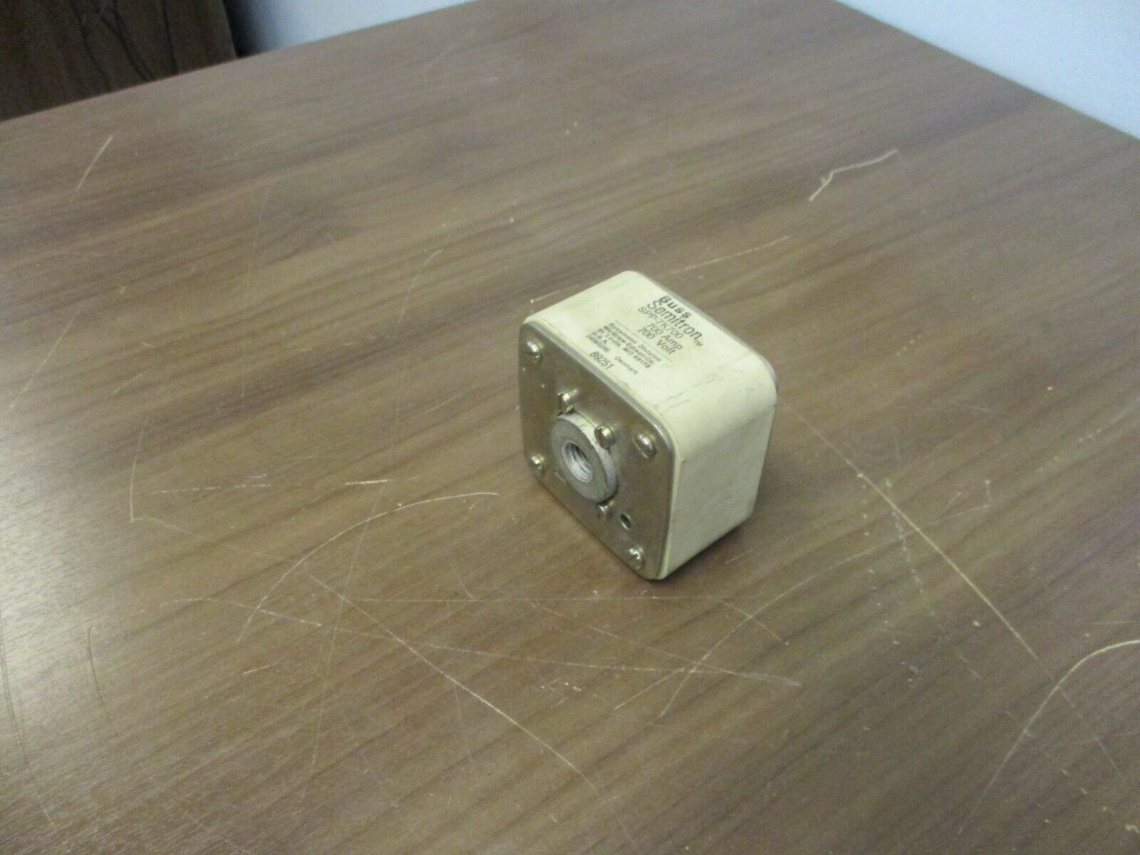 Buss Semitron Fuse SPP-7K700 700A 700V Used