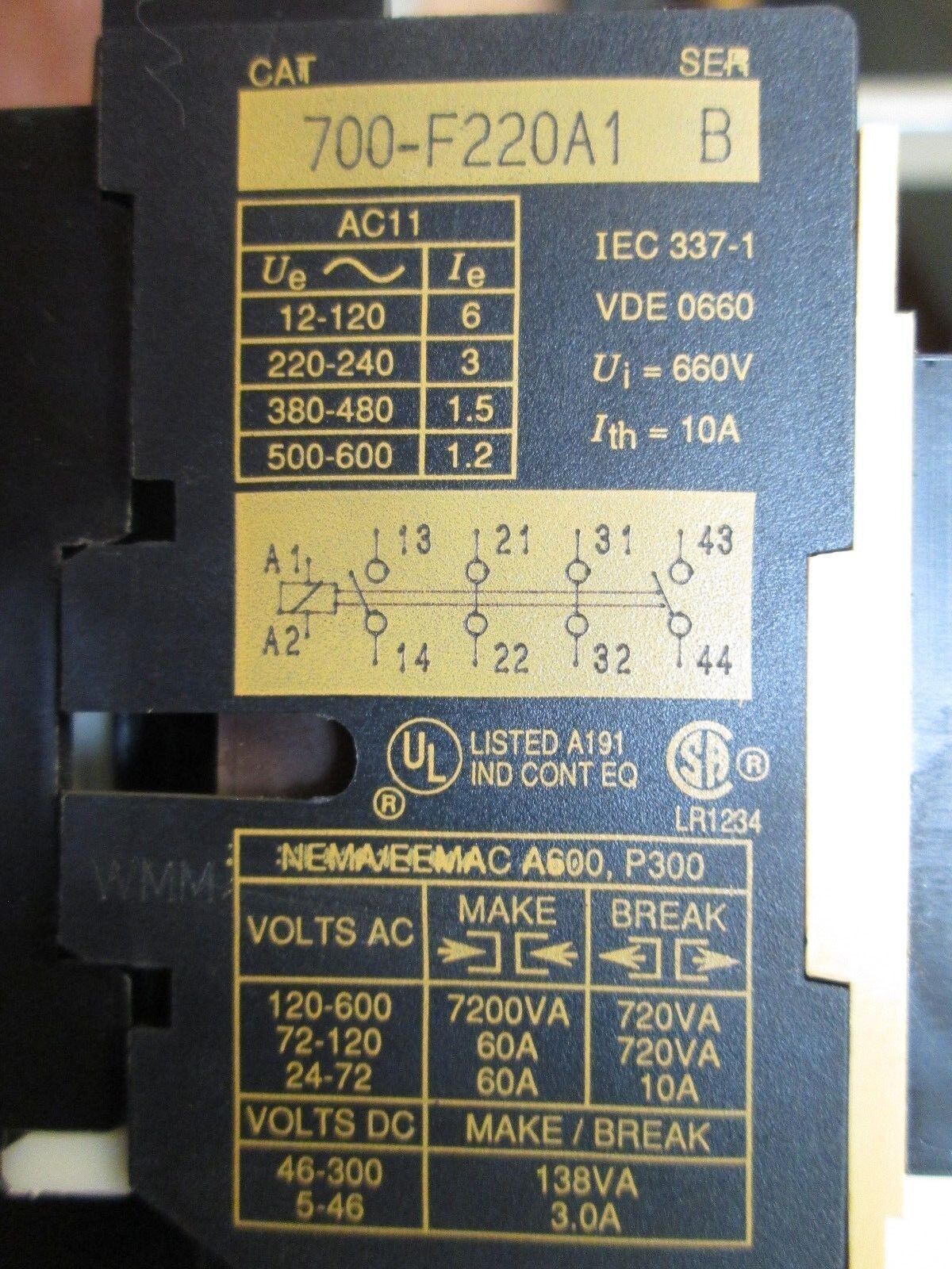 Allen-Bradley Contactor 700-F220A1 w/ 196-FTB Timing Relay 600V 10A 120V Coil