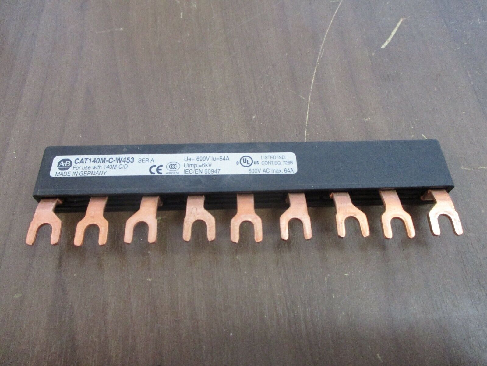 Allen-Bradley Busbar 140M-C-W453 Ser. A 64A 600V Used