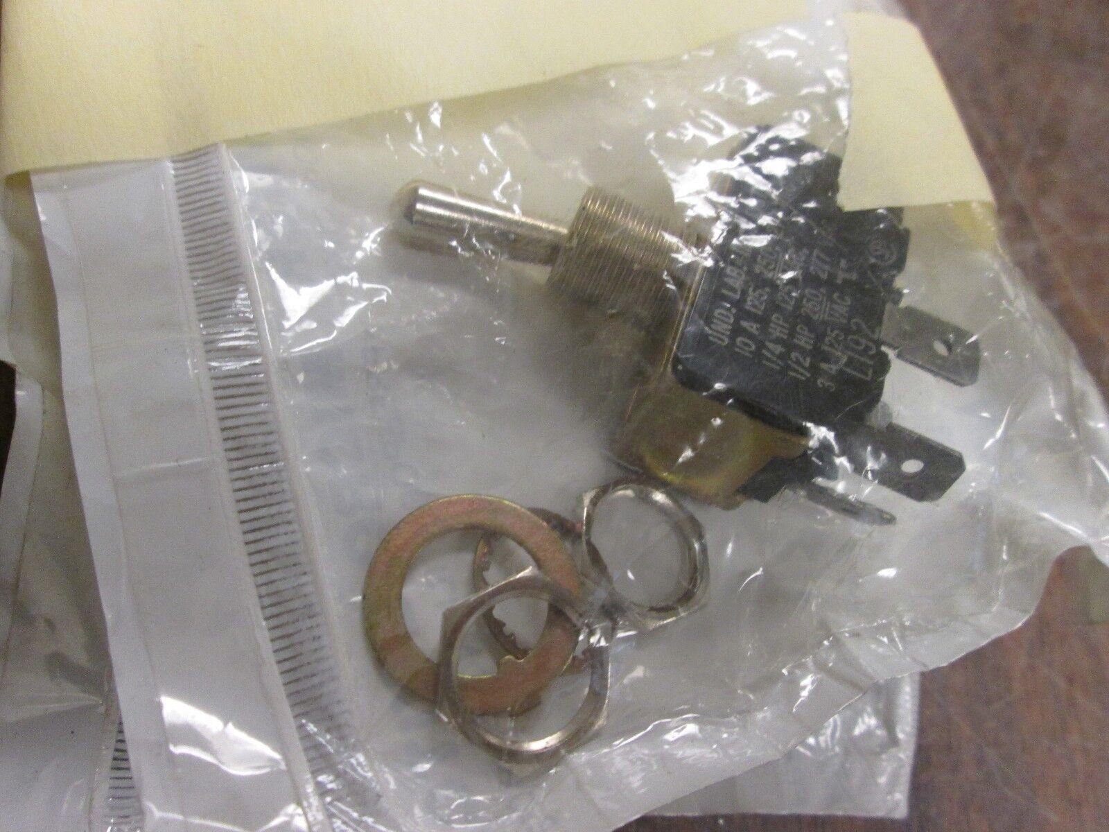 Micro Switch Toggle Switch 12TS95-6 Lot of 2 New Surplus