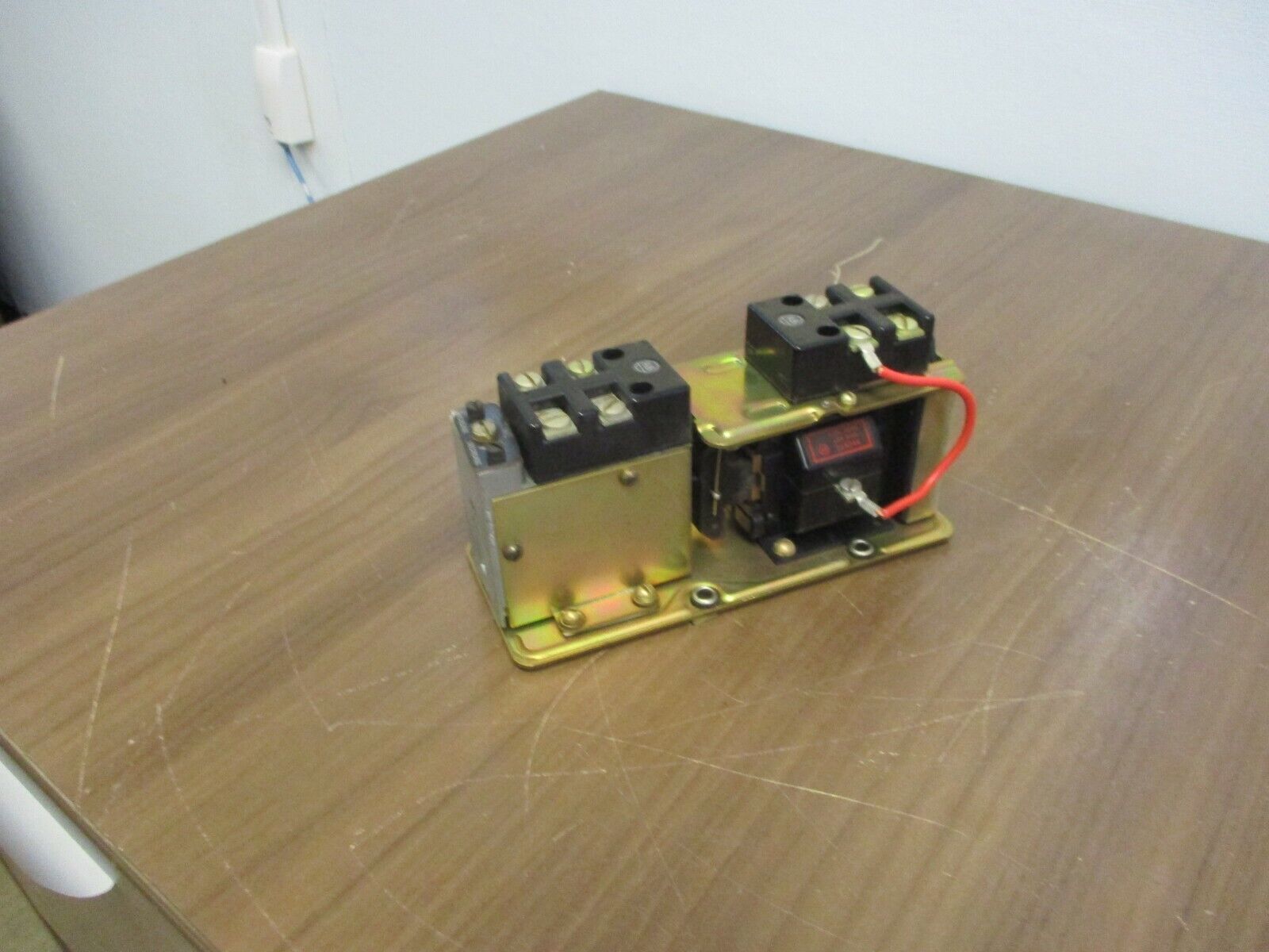 Allen-Bradley Pneumatic Timing Relay 849-ZOD321 Ser. B 120V Coil Used