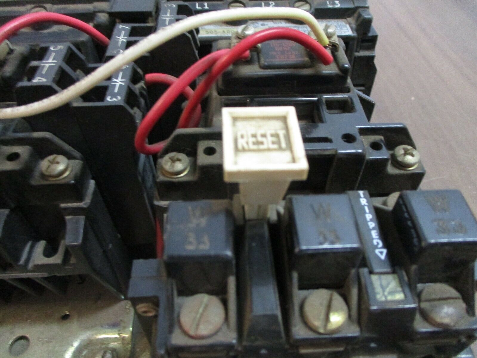 Allen-Bradley Size 0 Reversing Starter 505-AOD Ser. C 115-120V Coil 18A 600V