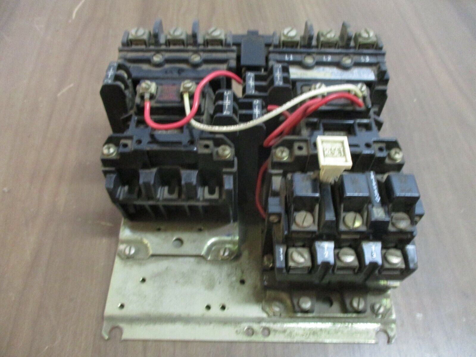 Allen-Bradley Size 0 Reversing Starter 505-AOD Ser. C 115-120V Coil 18A 600V
