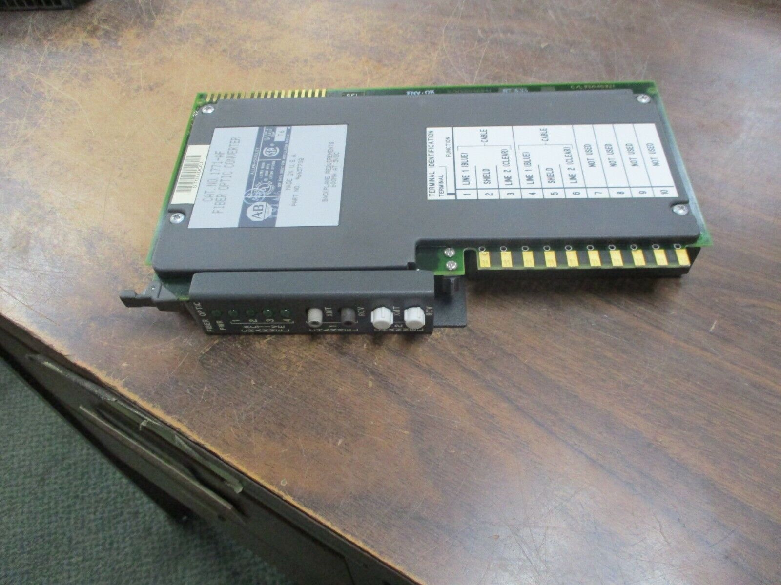 Allen-Bradley Fiber Optic Converter 1771-AF *No Terminal Strip* Used