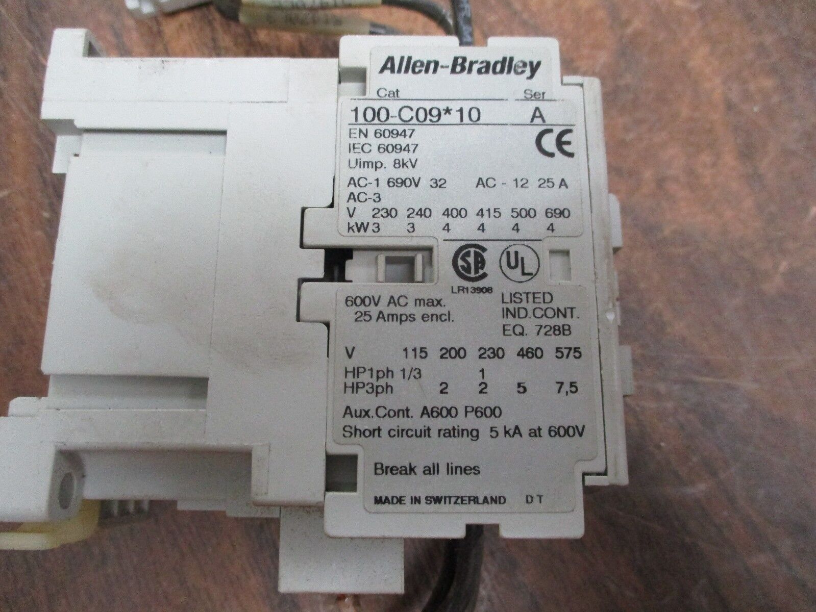 Allen-Bradley Starter 100-C09*10/1492-CB3G060 120V Coil 25A 600V Trip: 6A Used