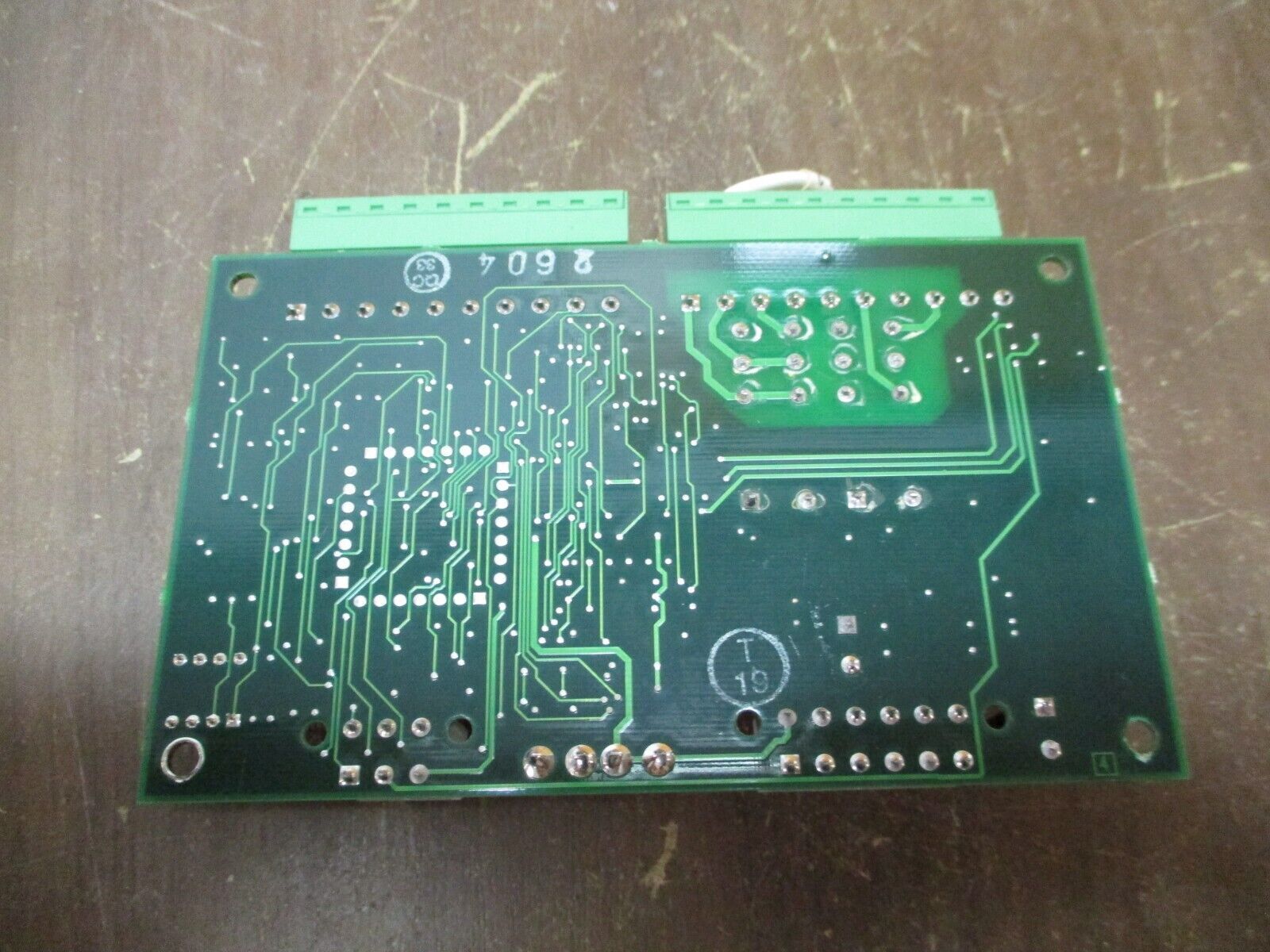 Eaton Control Board 101073473-101 Rev. B01 Used