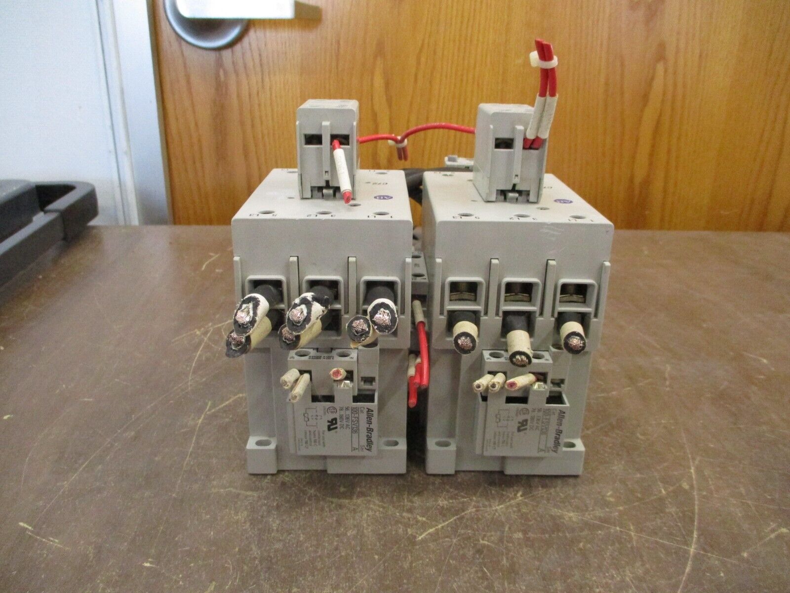 Allen-Bradley Reversing Starter 100-C72*00 / 193-EA2KE 120V Coil Trip: 26-85A