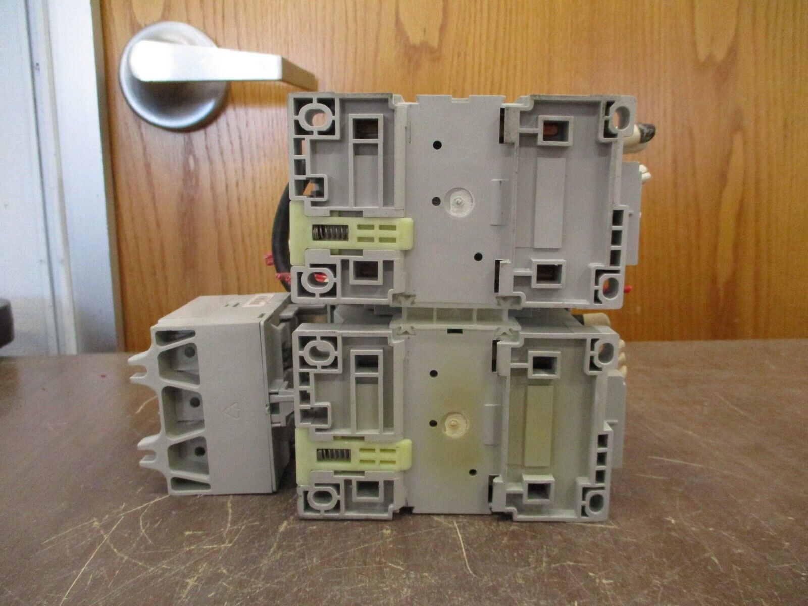 Allen-Bradley Reversing Starter 100-C72*00 / 193-EA2KE 120V Coil Trip: 26-85A