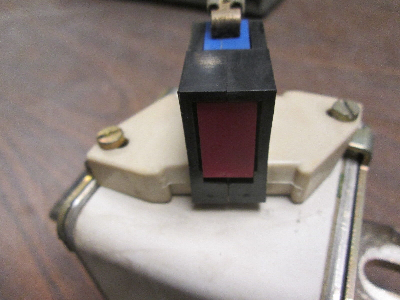 Ferraz Protistor Fuse 38805\HT / E94166 1250V 575A Used