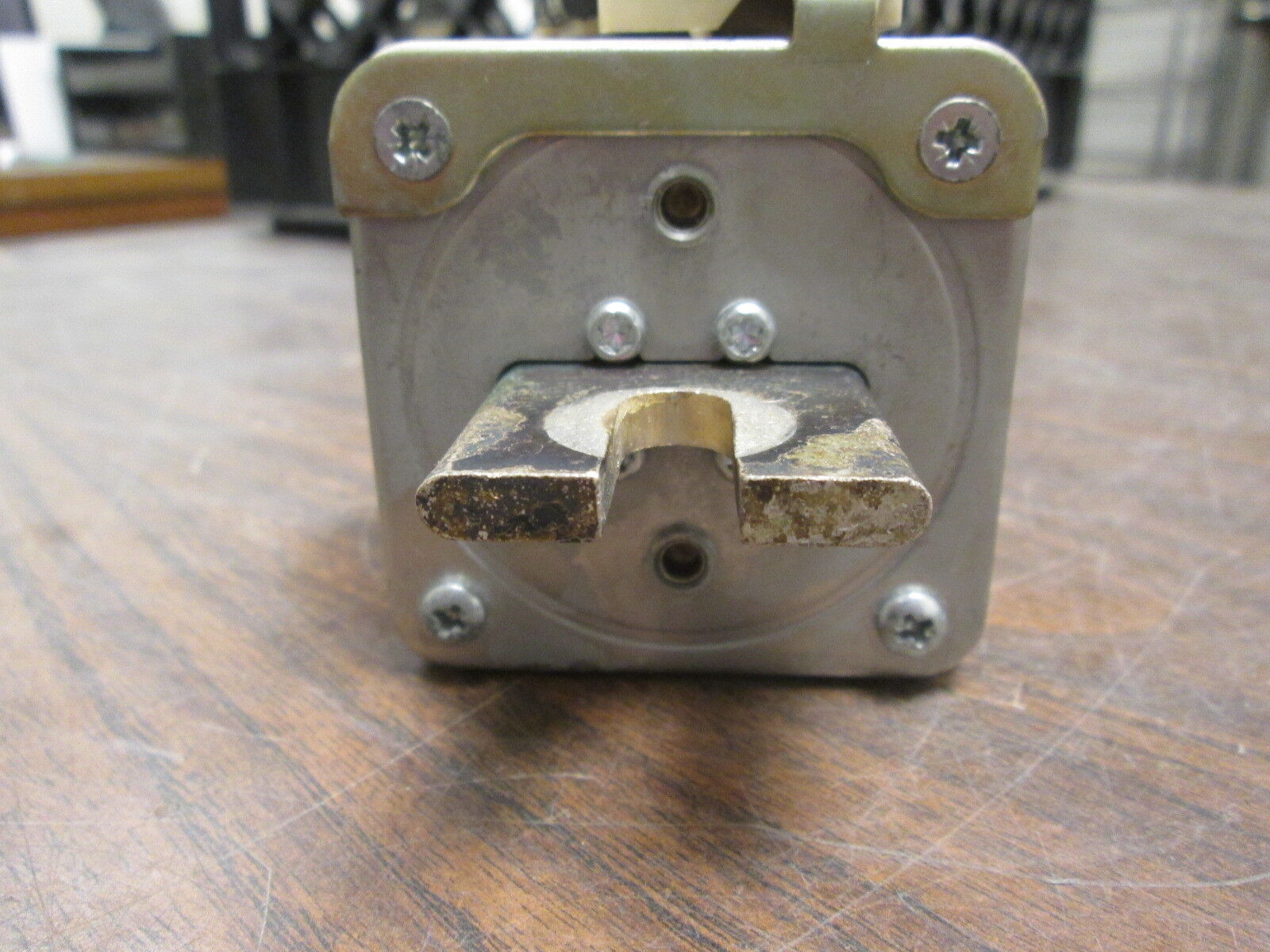 Ferraz Protistor Fuse 38805\HT / E94166 1250V 575A Used