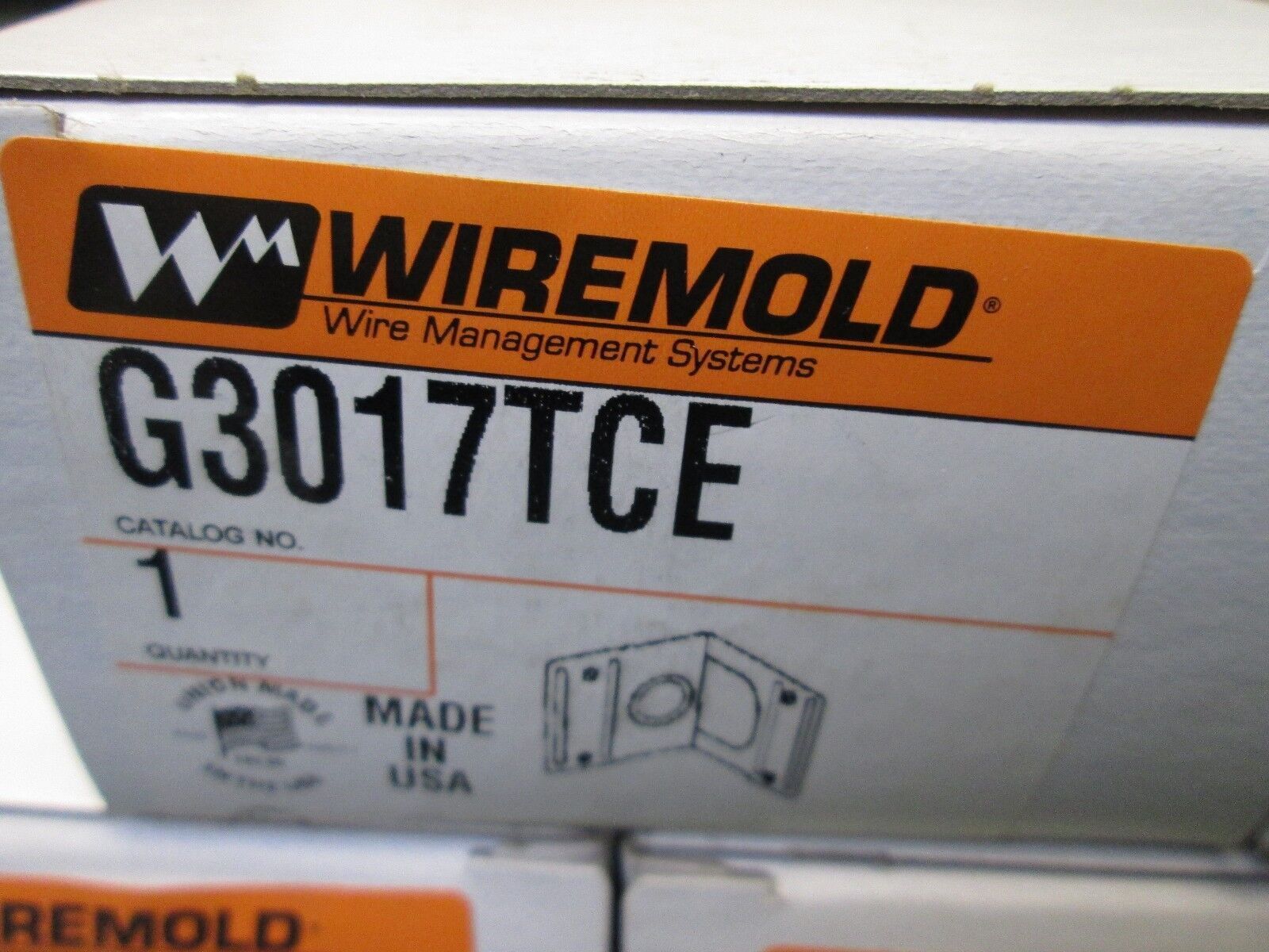 Wiremold Internal Corner Coupling G3017TCE *Lot of 5* New Surplus