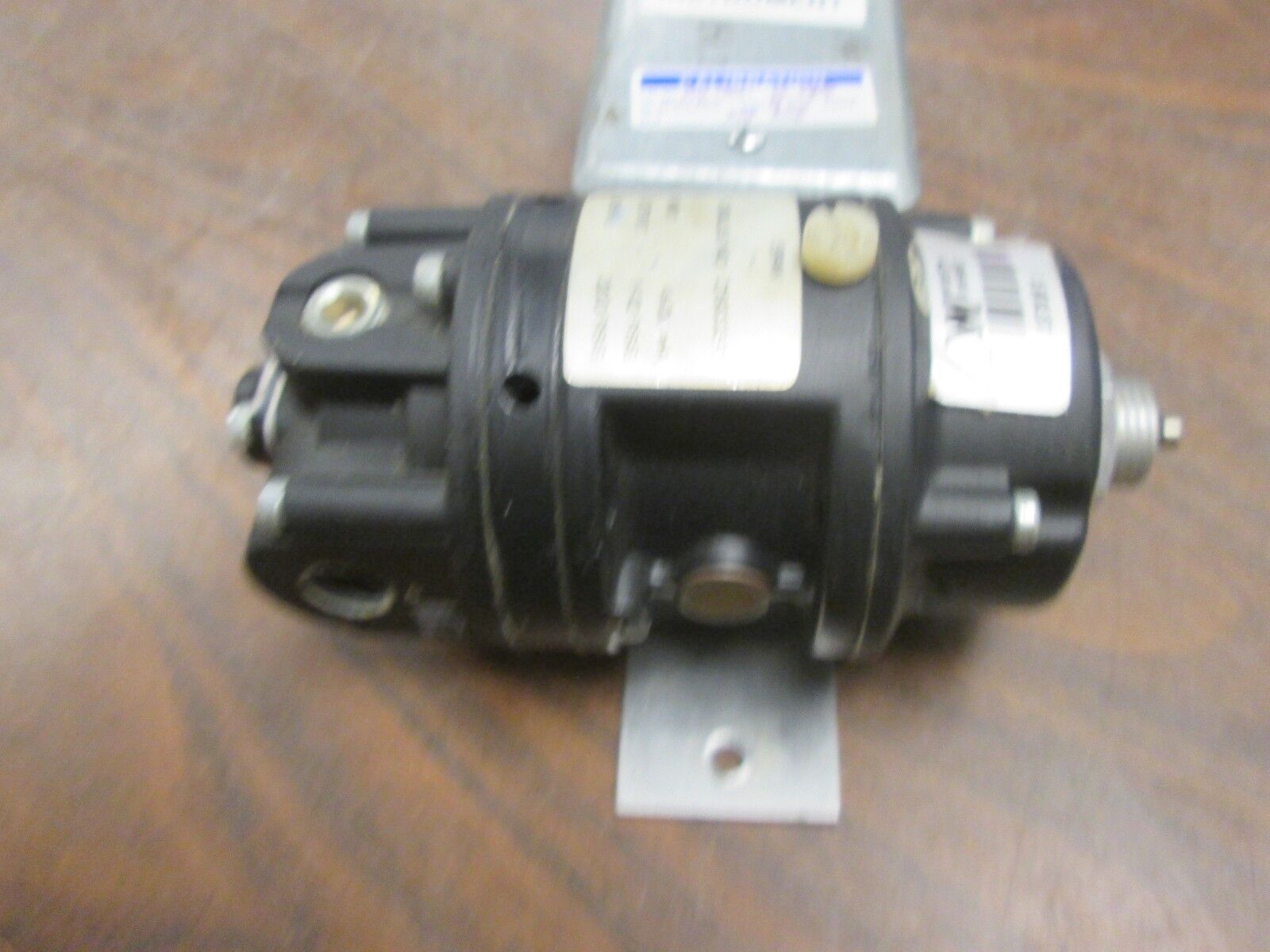 Fairchild Electro Pneumatic Transducer Z19033-1 Input: 4-20mA Output: 1-12 PSIG