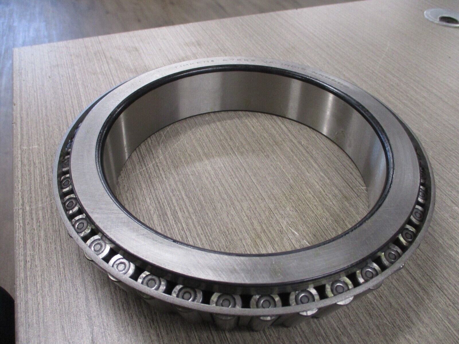 Timken Tapered Roller Bearing 67885-20024 New Surplus