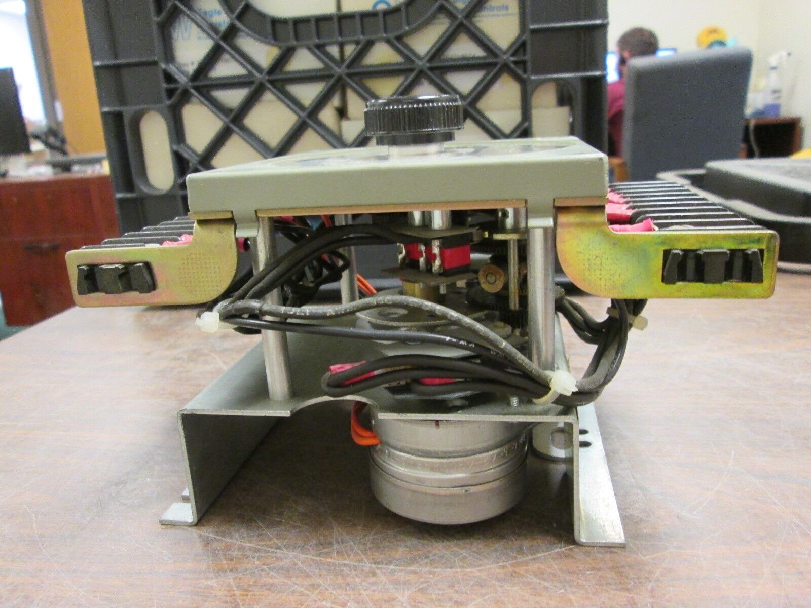 Eagle Signal Counter HZ220A6 10A 120V 60Hz Used