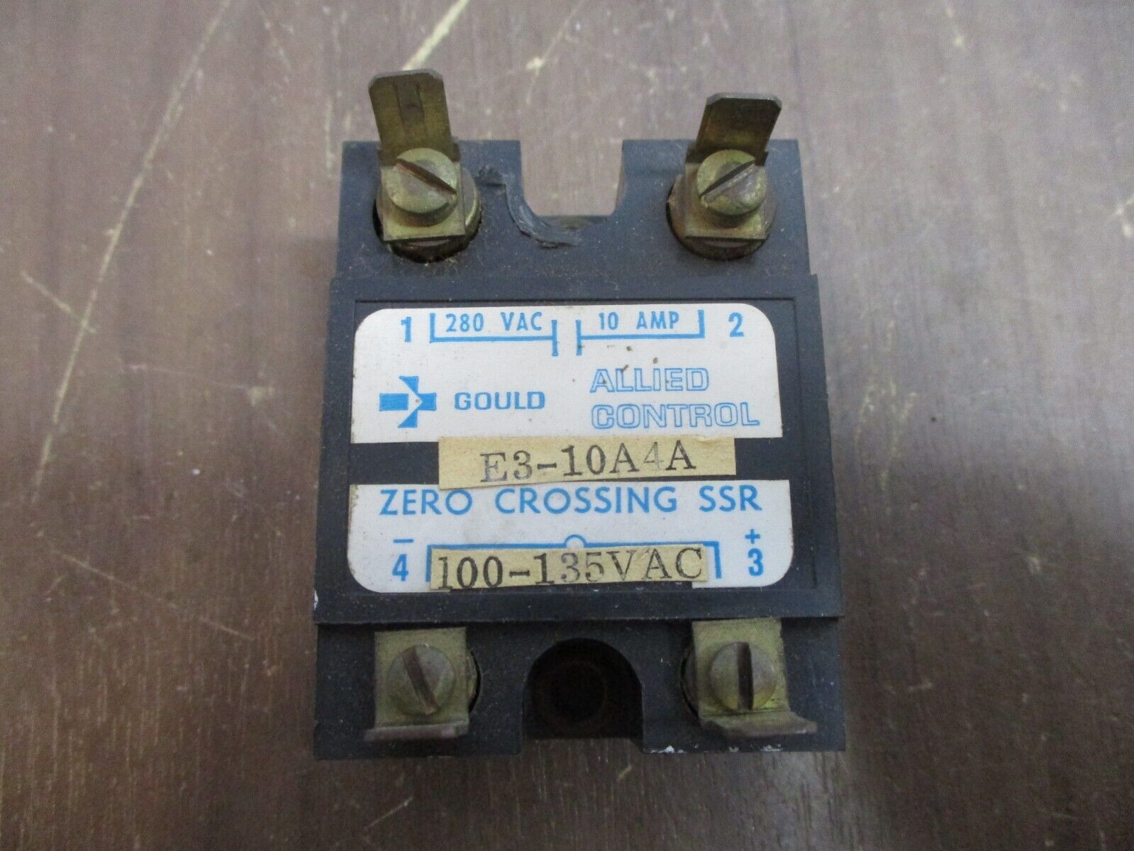 Gould / Allied Control Zero Crossing Solid State Relay E3-10A4A Used