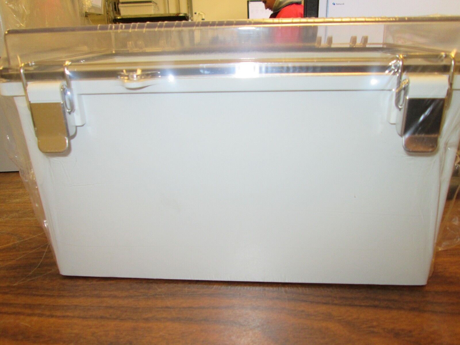 Hoffman Polycarbonate Enclosure E302018PPT Nema 4x Enclosure Inculdes Backplate