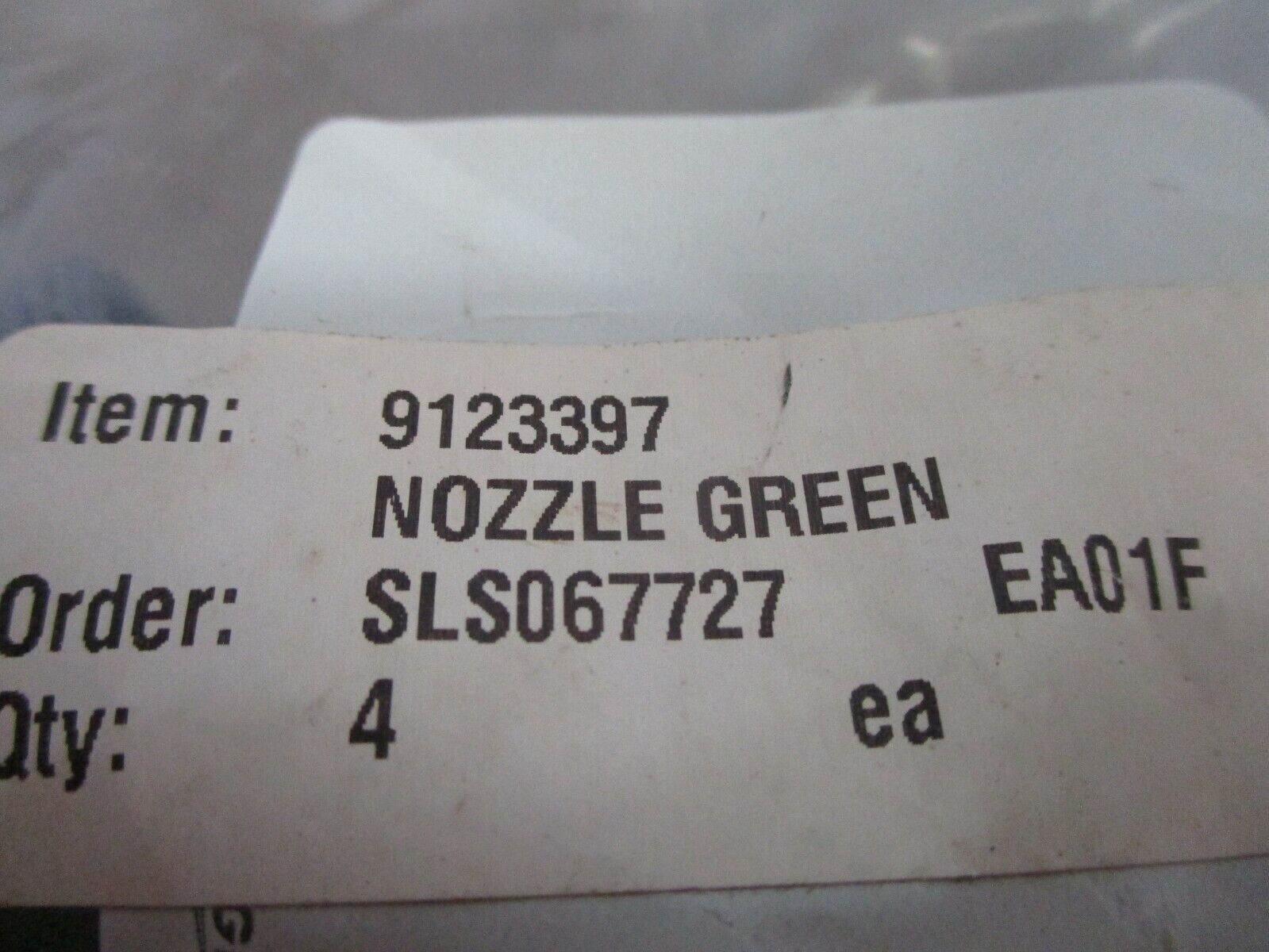 Spraying Systems Co. Spray Nozzle Green 9123397 *Lot of 2* New Surplus