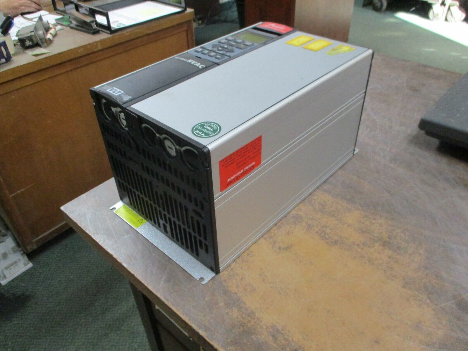 Danfoss VLT 6000 AC Drive 175Z7285 7.5HP 3Ph w/ Keypad Used