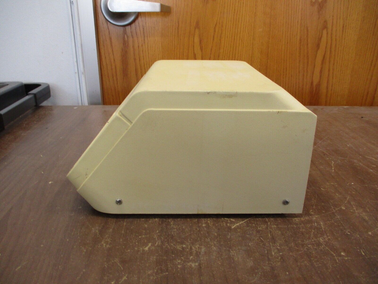 Barnant Scanning Thermocouple Thermometer 692-8010 Used