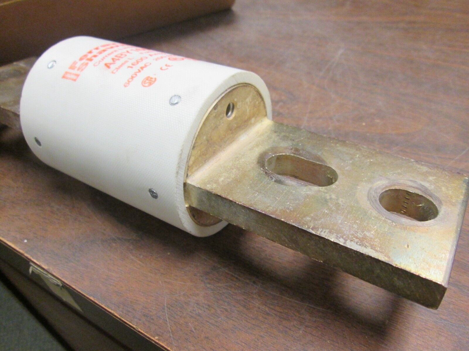 Ferraz/Gould Shawmut Current Limiting Fuse A4BY1600 1600A 600V New Surplus