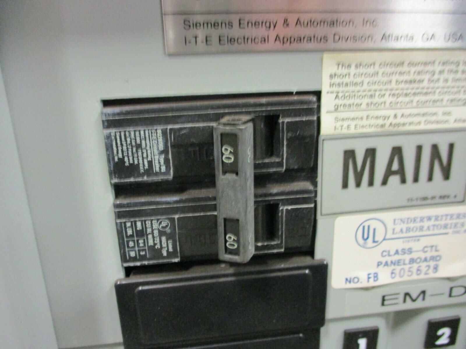 Siemens Main Breaker Circuit Breaker Panel CDP7 100A Max 120/240V 60A Main Used