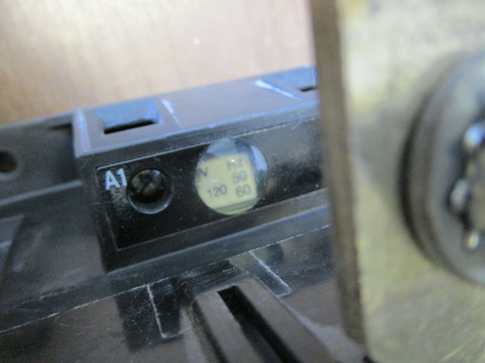 Klockner Moeller Contactor DIL6AM 120V Coil 210A 3Ph 600V Used
